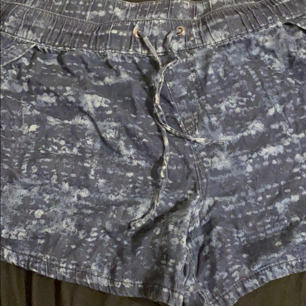 Shorts - Picture 2 of 2